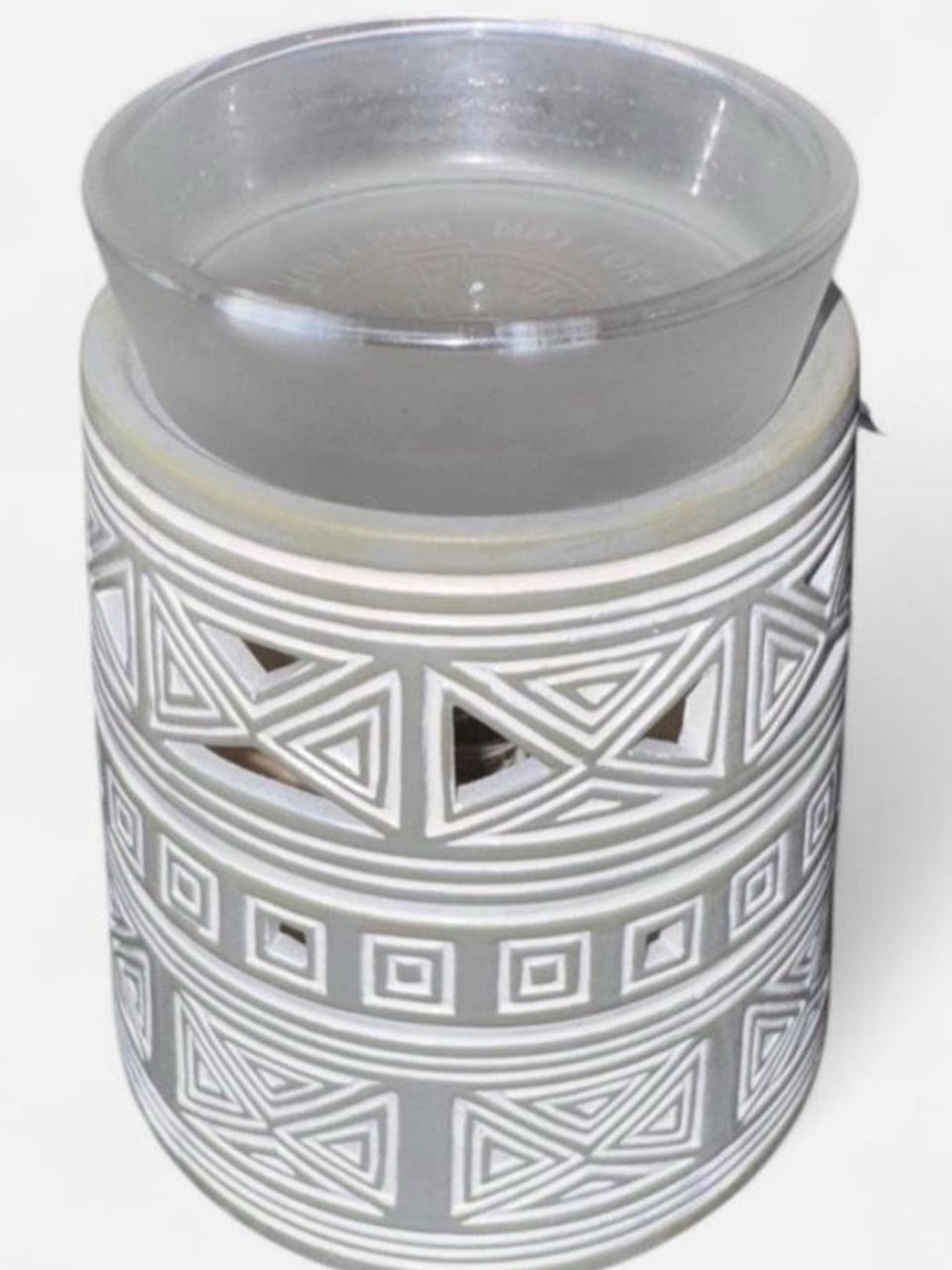 Ceramic Electric Wax Warmer with Grey Aztec Geometric design